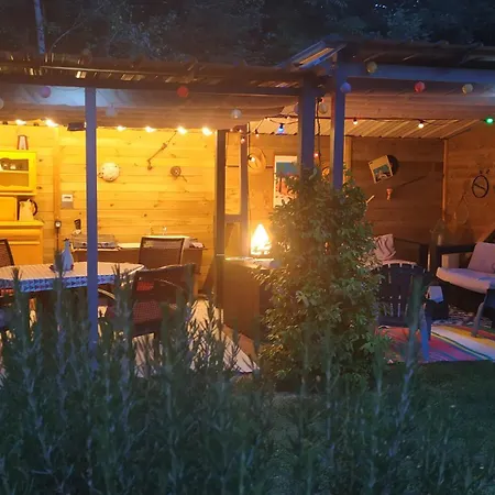 Appt Dans Maison D'architecte, Spa, Piscine & Jardin 아파트 *