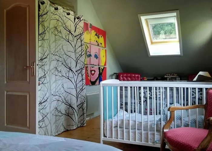 Appt Dans Maison D'architecte, Spa, Piscine & Jardin Soucelles